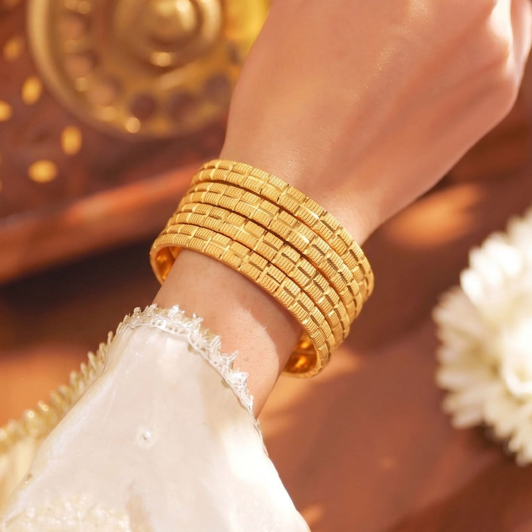 Stylish Unique Design Gold Plated 4pc Bangle Set For Girls/women