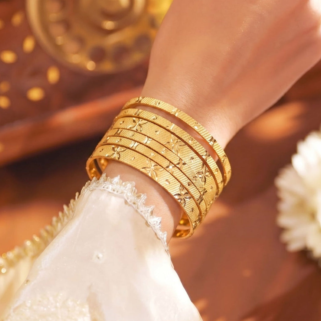 Dazzling Design Gold Plated 6pc Bangle Set For Girls/women