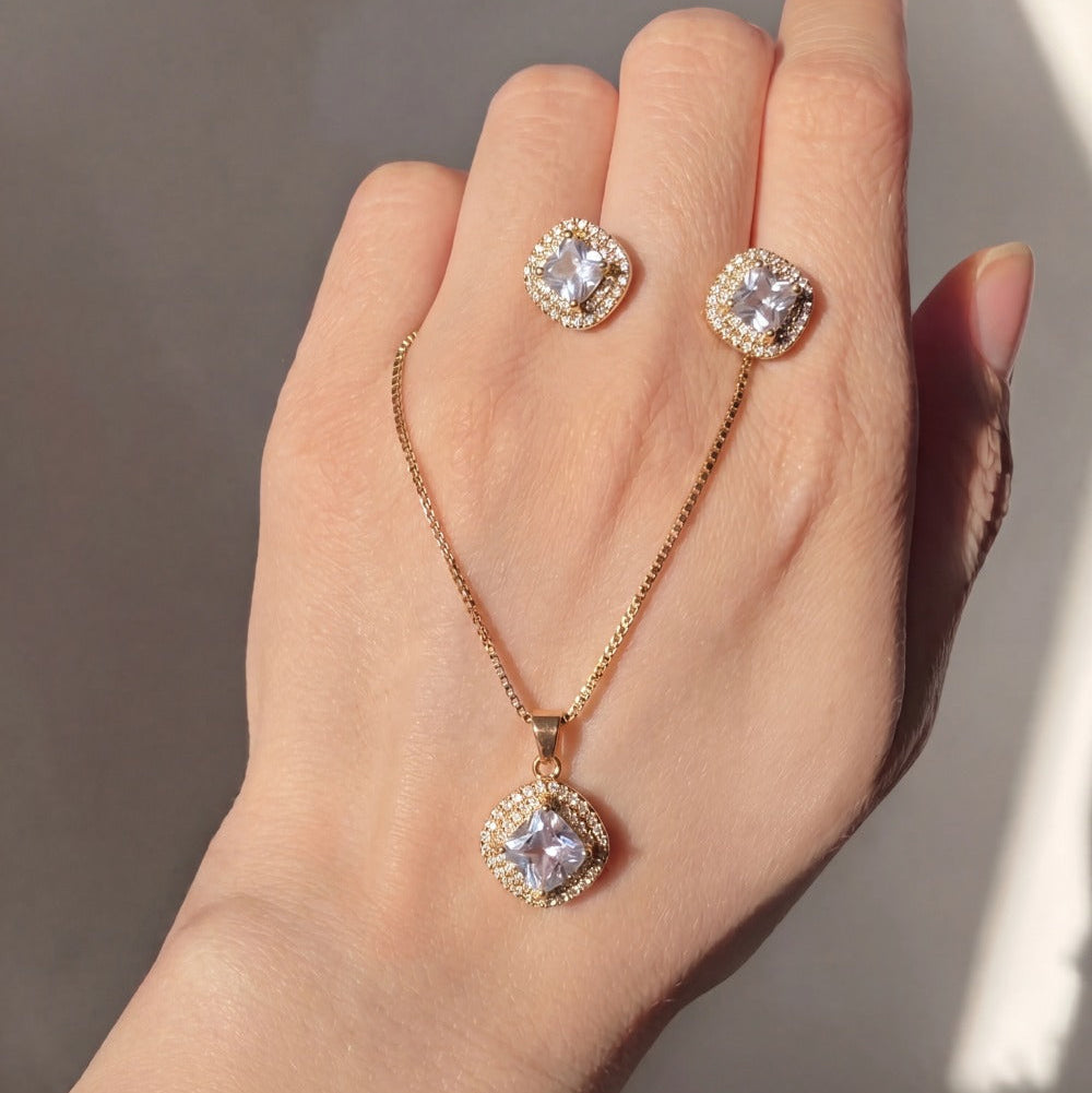 Fancy Design Gold Plated Crystal Stones Necklace Set For Girls/women
