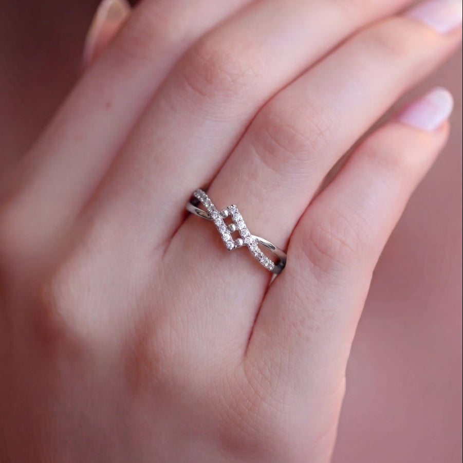 Sparkling Unique Design Crystal Stones Adjustable Ring For Girls/women