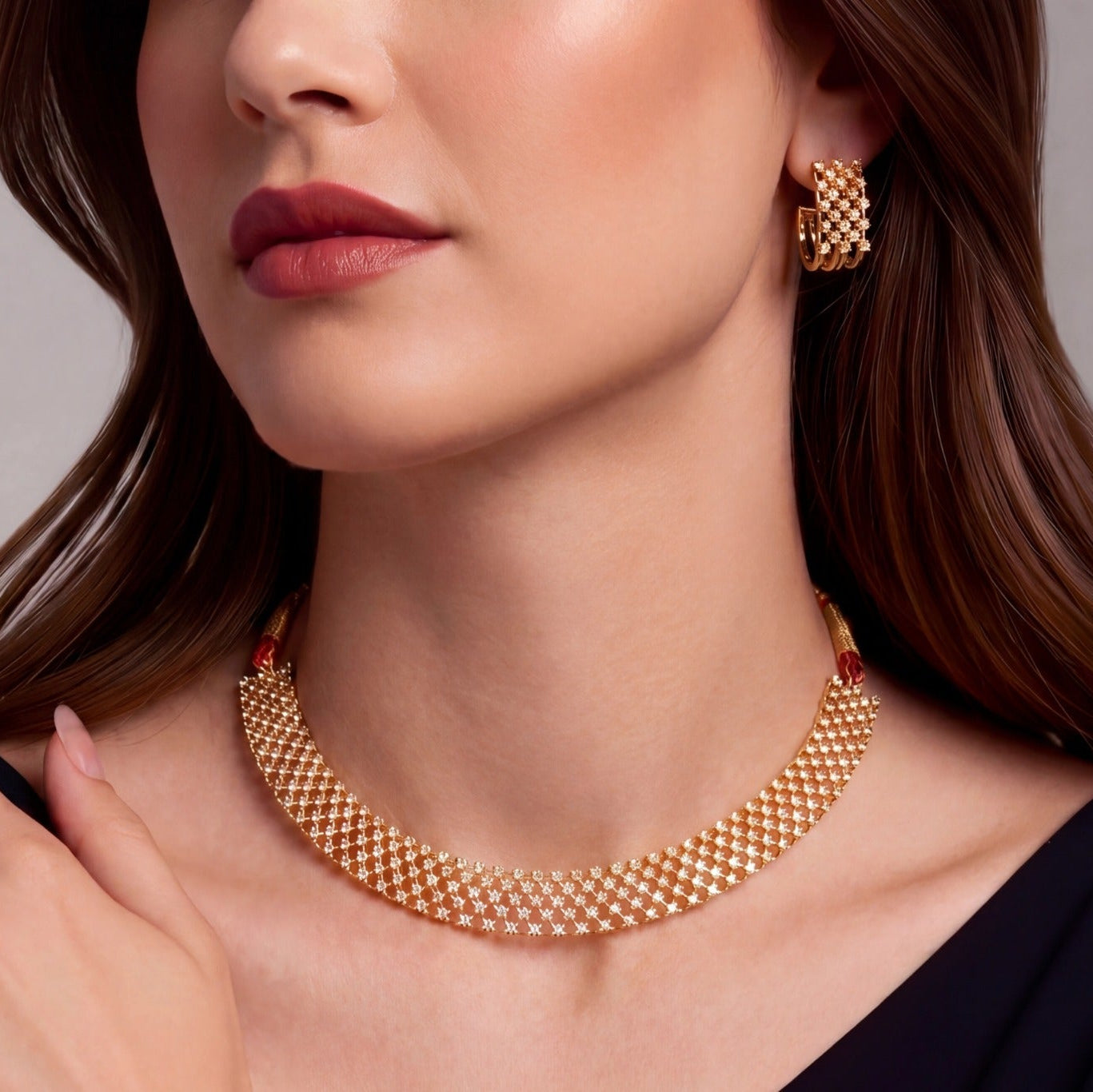 Stylish Design Gold Plated Crystal Stones Necklace Set for Girls/Women