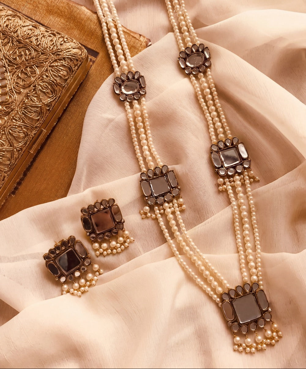 Luminous Unique Design Crystal Stones Necklace Set for Girls/Women