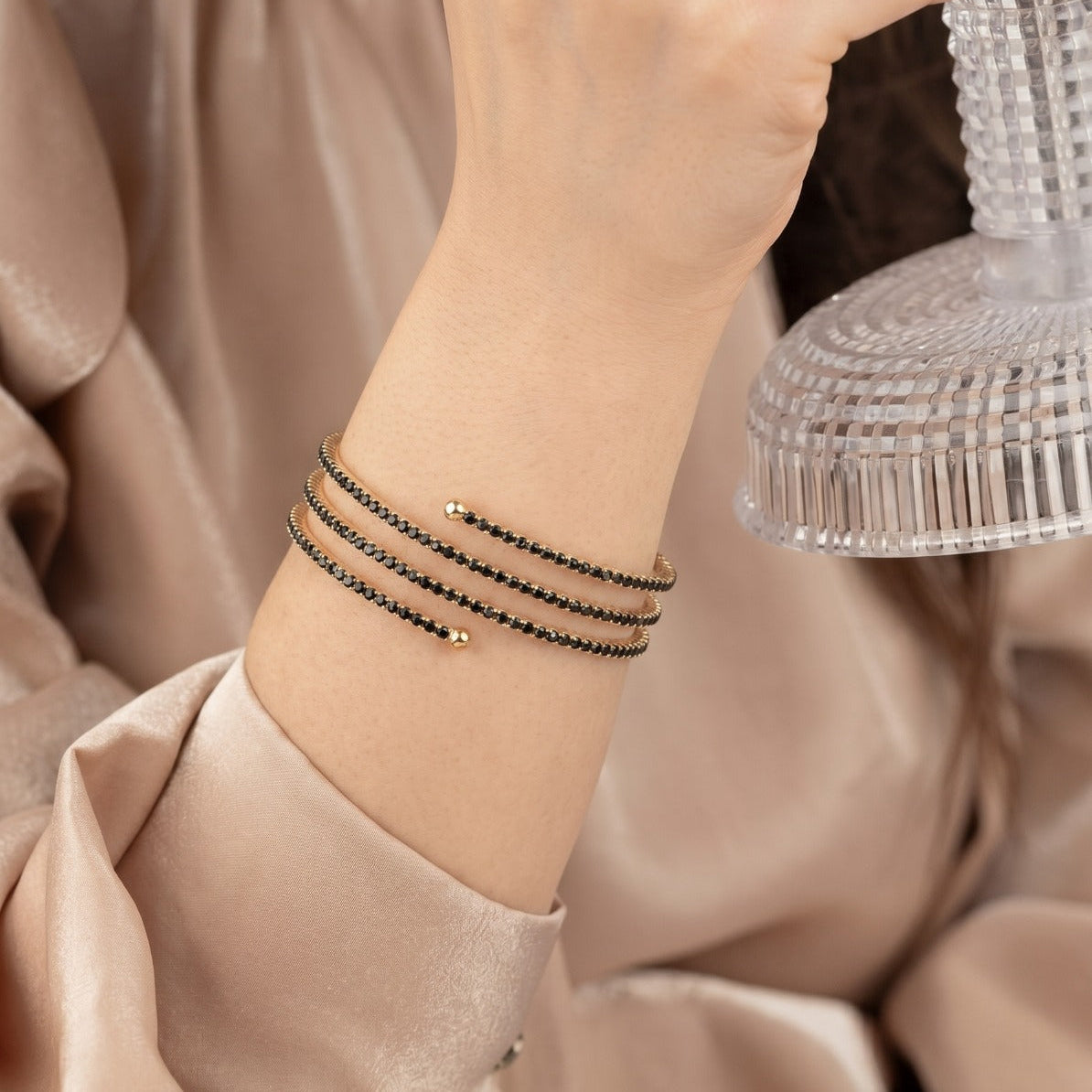 Elegant Design Gold Plated Crystal Stones Bracelet For Girls/Women