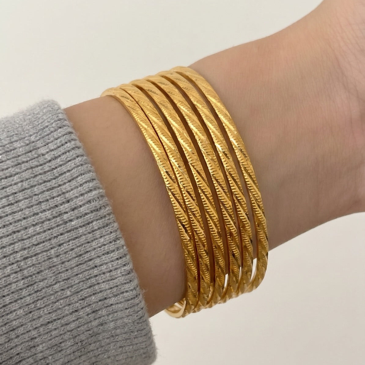 Stylish Unique Design Gold Plated 6pc Bangle Set For Girls/Women