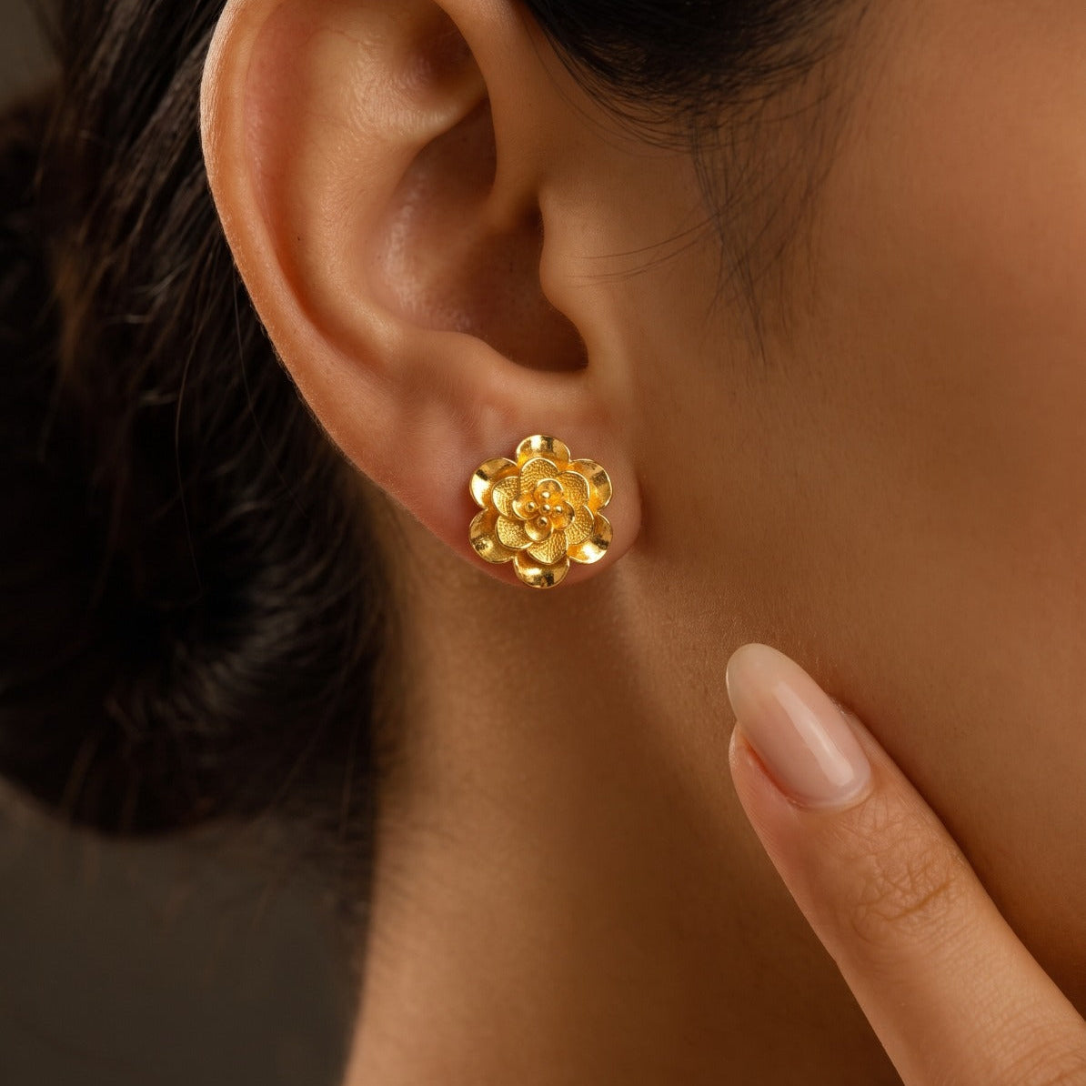Sparkling Unique Design Gold Plated Earrings For Girls/women