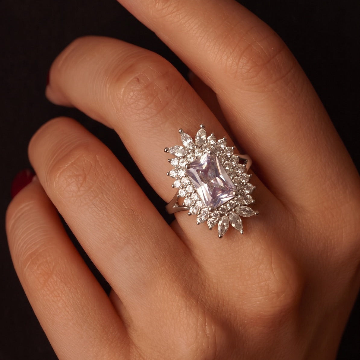 Fancy Unique Design Gold Plated Crystal Stones Ring For Girls/Women