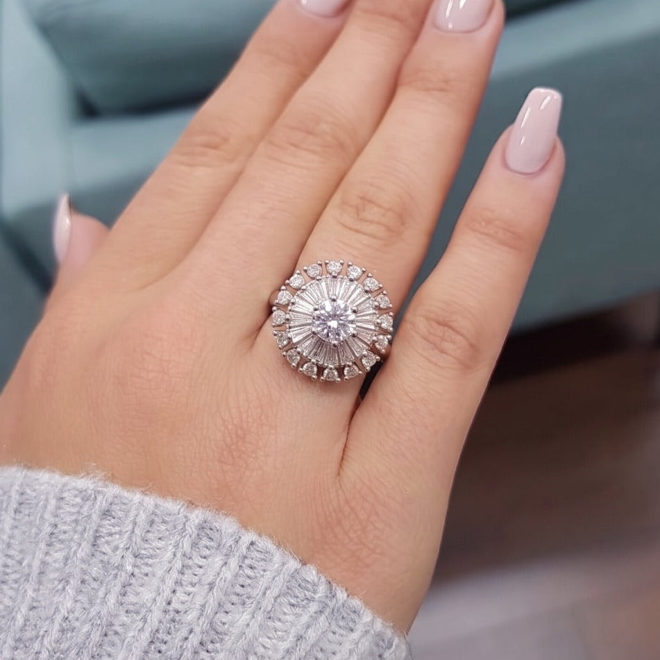 Sparkling Design Silver Plated Crystal Stones Ring For Girls/Women