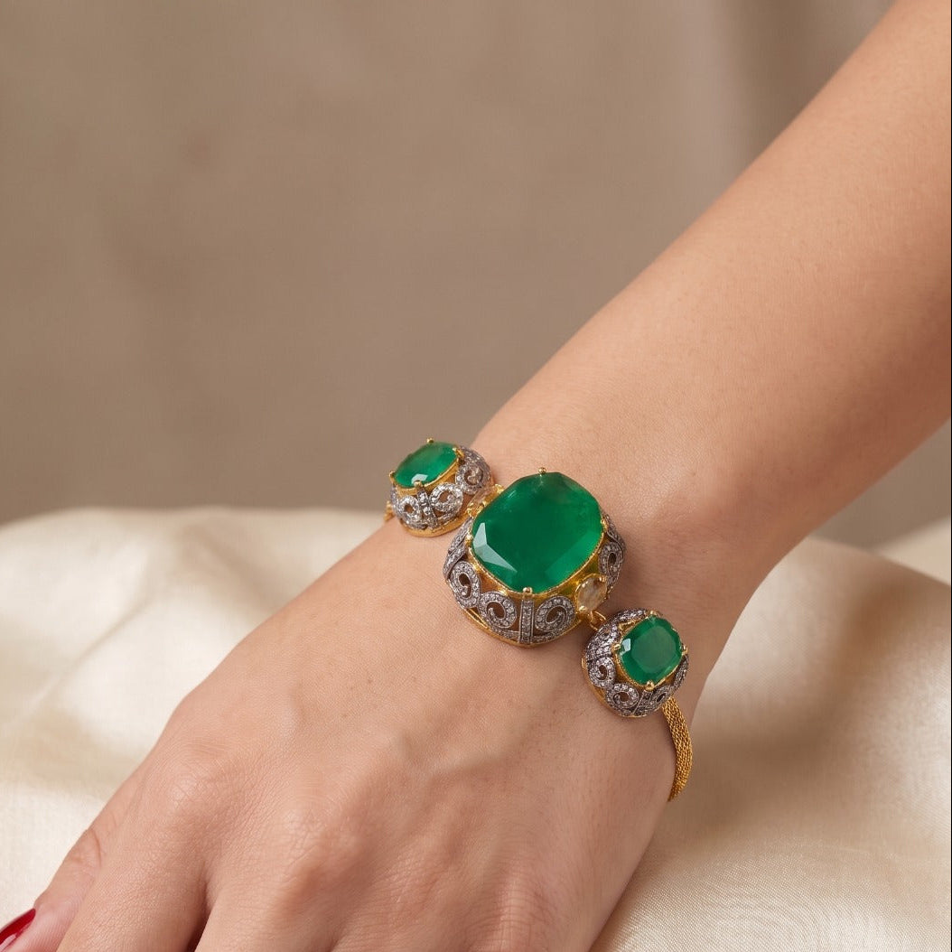Dazzling Design Gold Plated Crystal Stones Bracelet For Girls/Women