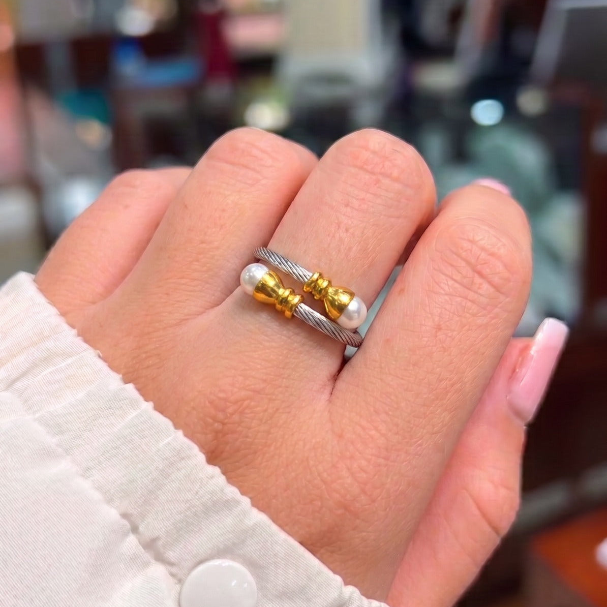 Beautiful Unique Design Pearls Ring For Girls/Women