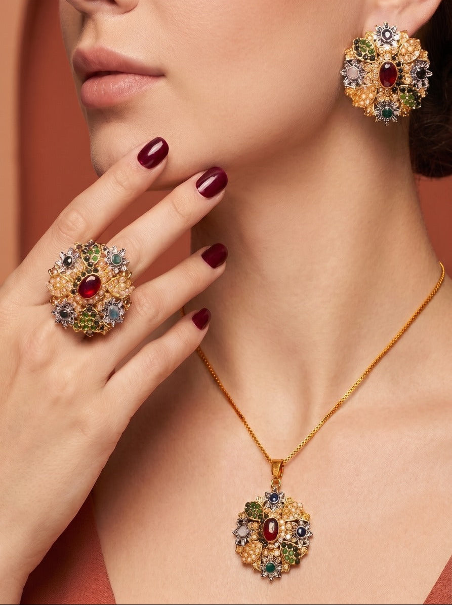 Gorgeous Design Gold Plated Crystal Stones Necklace Set for Girls/Women