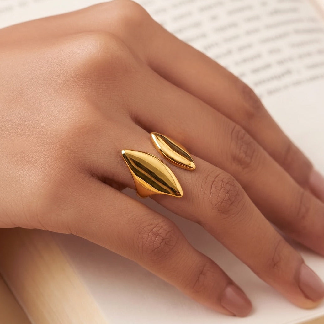 Luxury Unique Design Gold Plated Ring For Girls/Women