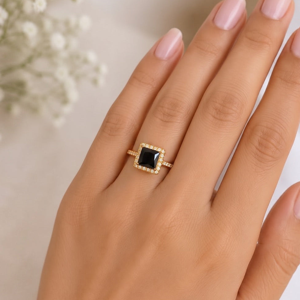 Dazzling Design Gold Plated Crystal Stones Ring For Girls/Women