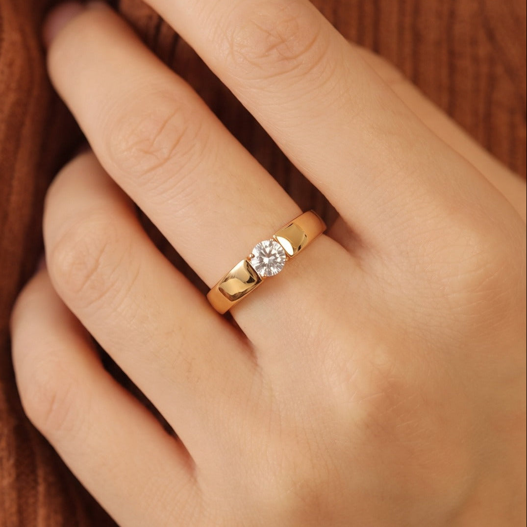 Beauiful Design Rose Gold Plated Crystal Stone Ring For Girls/Women