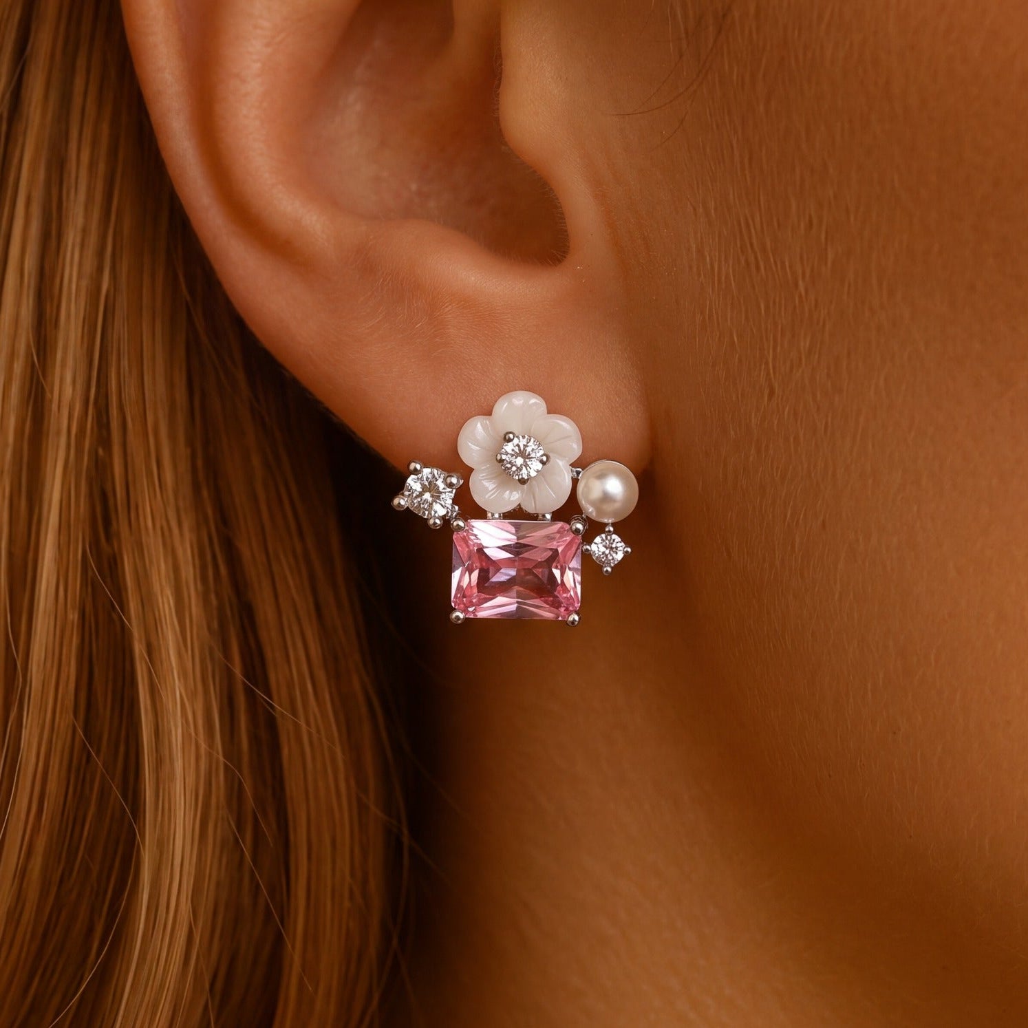 Stylish Design Silver Plated Crystal Stones Earrings For Girls/women