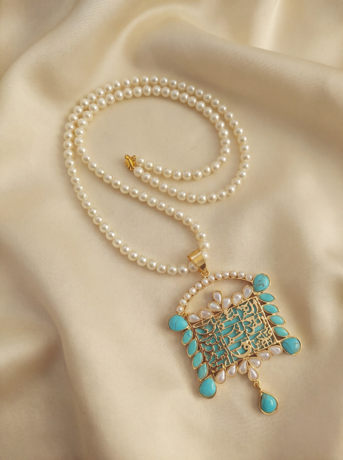 Stylish Design Gold Plated Crystal Stones Religious Necklace for Girls/Women