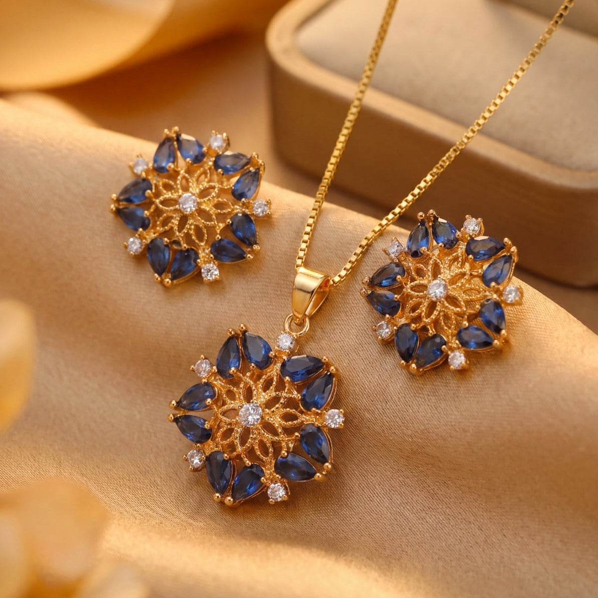 Luxury Design Gold Plated Crystal Stones Necklace Set for Girls/Women