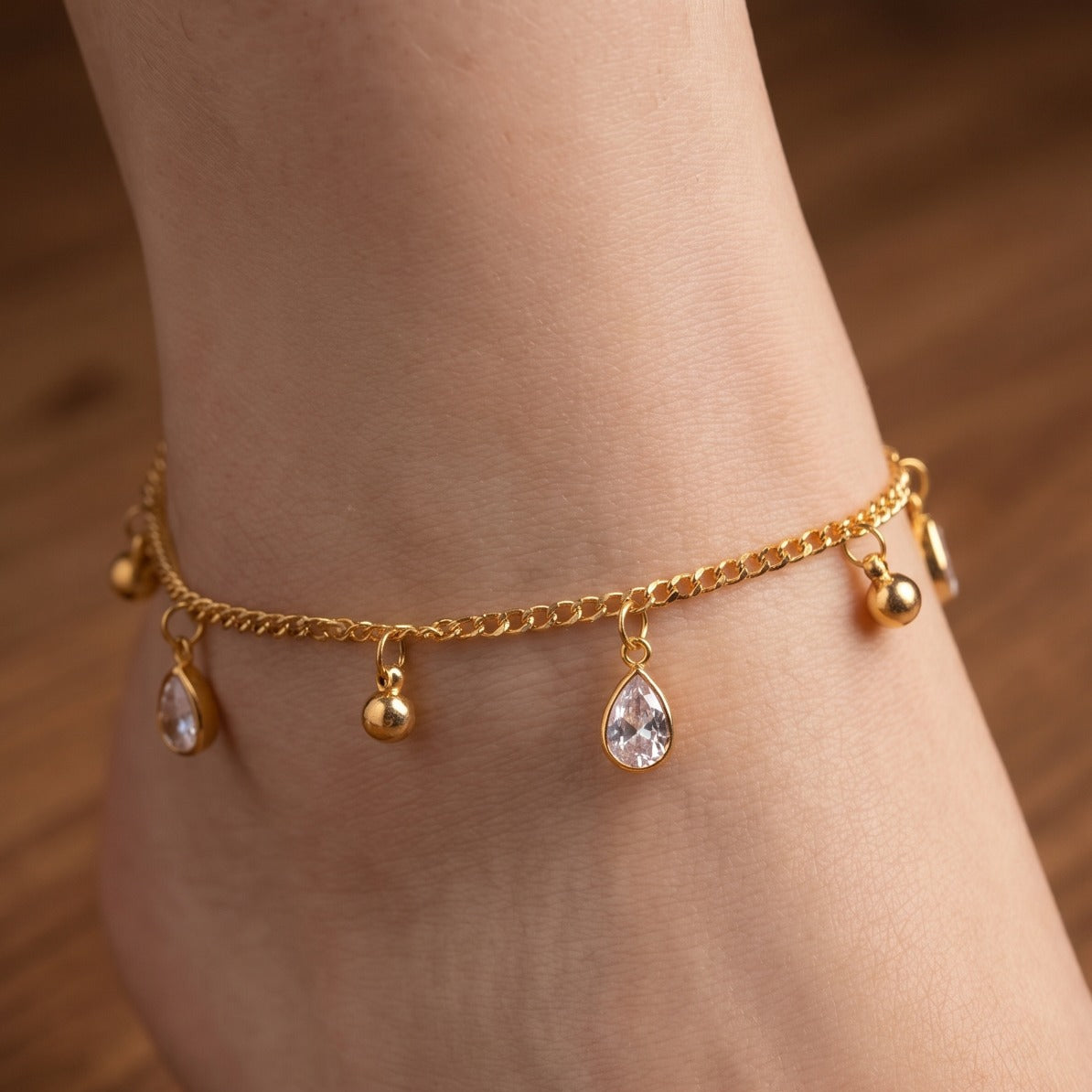 Charming Unique Design Crystal Stones Anklet for Girls/Women