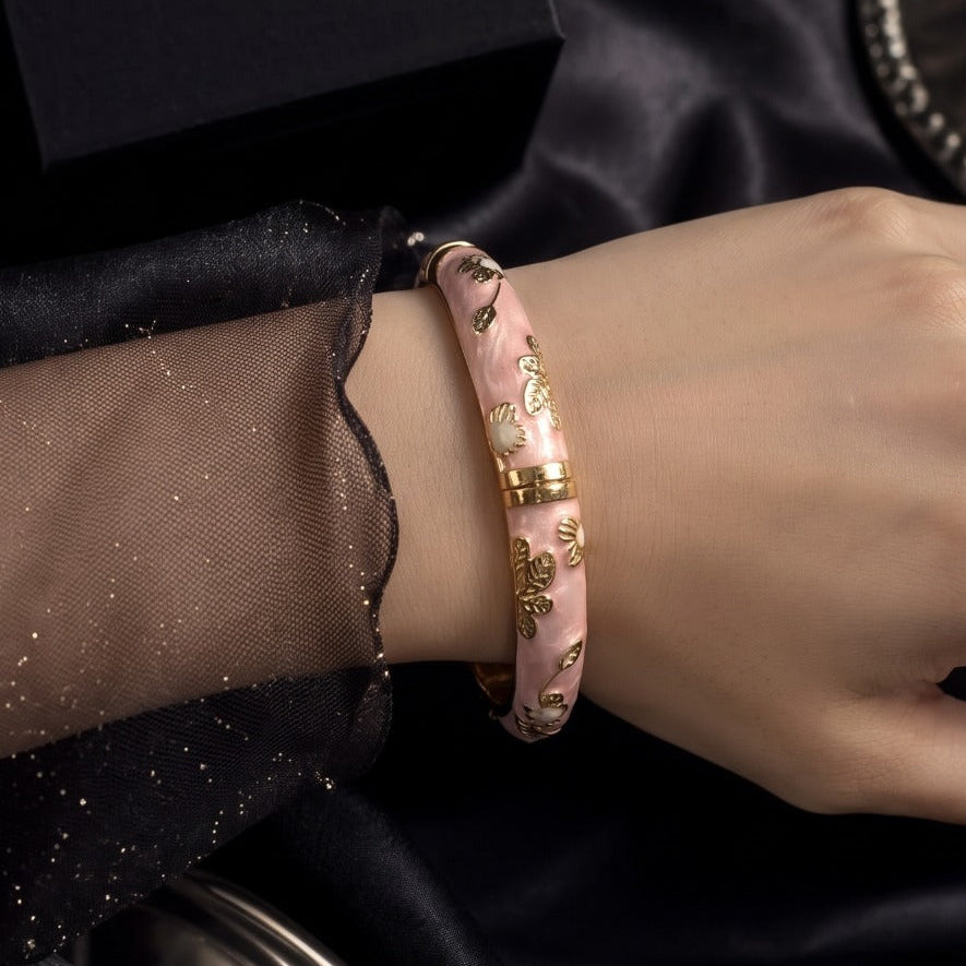 Stylish Unique Design Gold Plated Bangle for Girls/Women