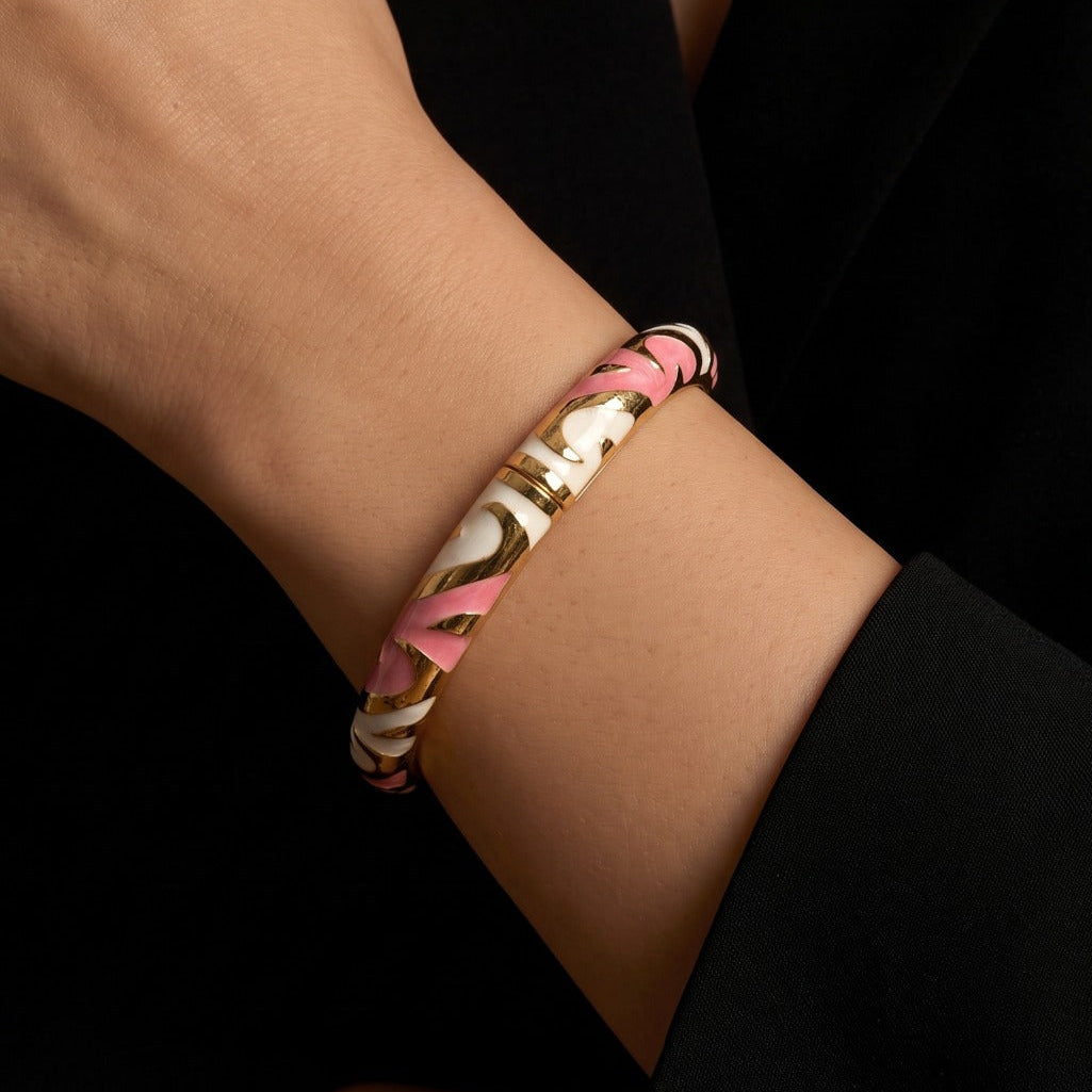 Sparkling Unique Design Gold Plated Bangle for Girls/Women