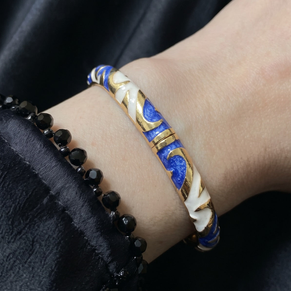 Sparkling Unique Design Gold Plated Bangle for Girls/Women
