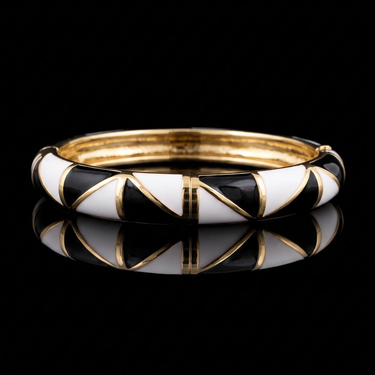 Elegant Unique Design Gold Plated Bangle for Girls/Women