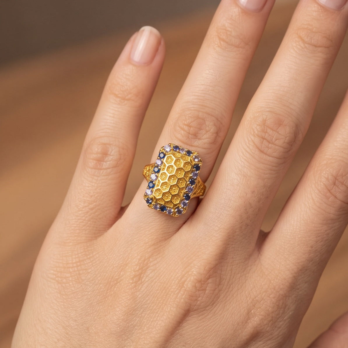Charming Unique Design Gold Plated Crystal Stones Ring For Girls/women