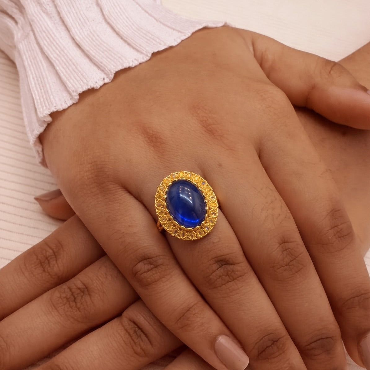 Stylish Beautiful Unique Design Gold Plated Stone Ring For Girls/women