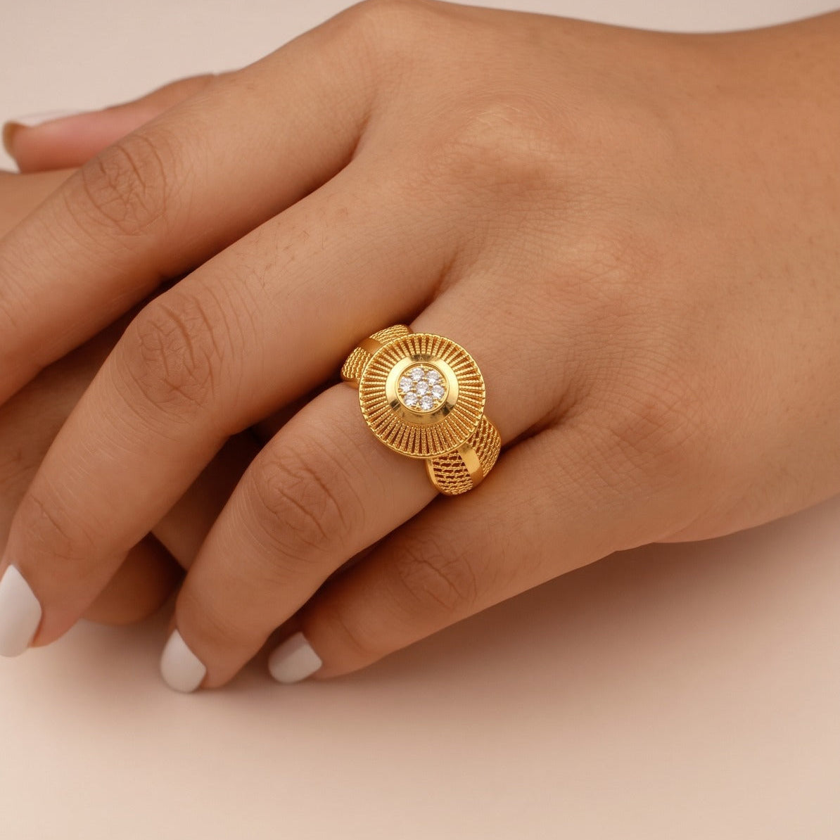 Fancy Unique Design Gold Plated Crystal Stones Ring For Girls/women