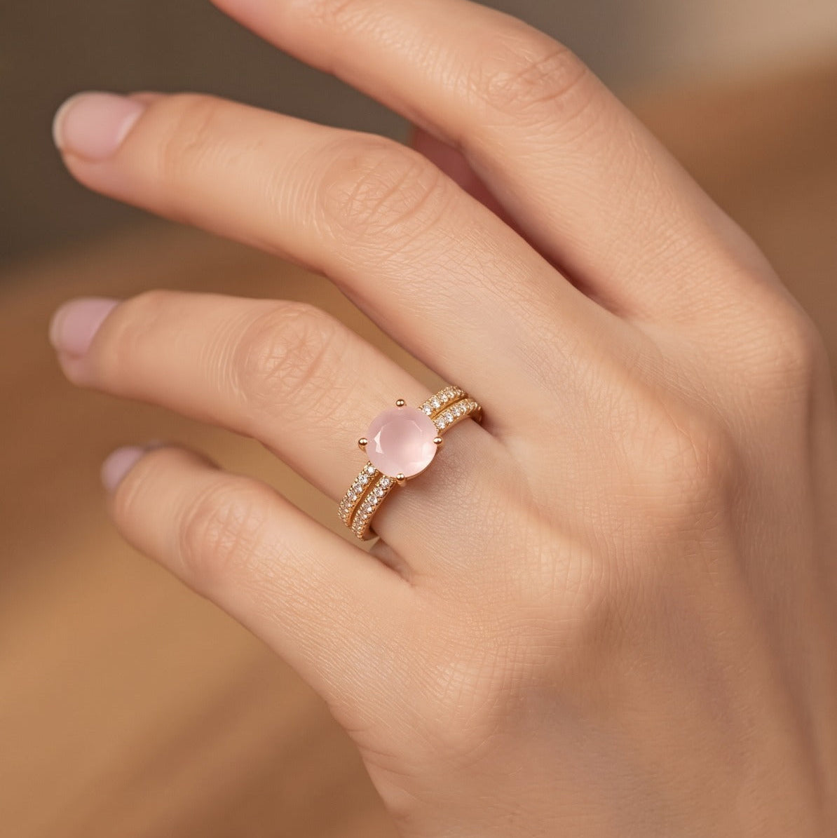 Dazzling Unique Design Gold Plated Crystal Stones Ring For Girls/women