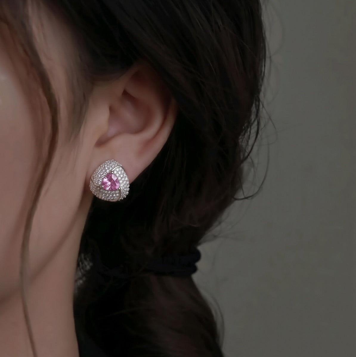 Beautiful Design Silver Plated Crystal Stones Earring For Girls/Women
