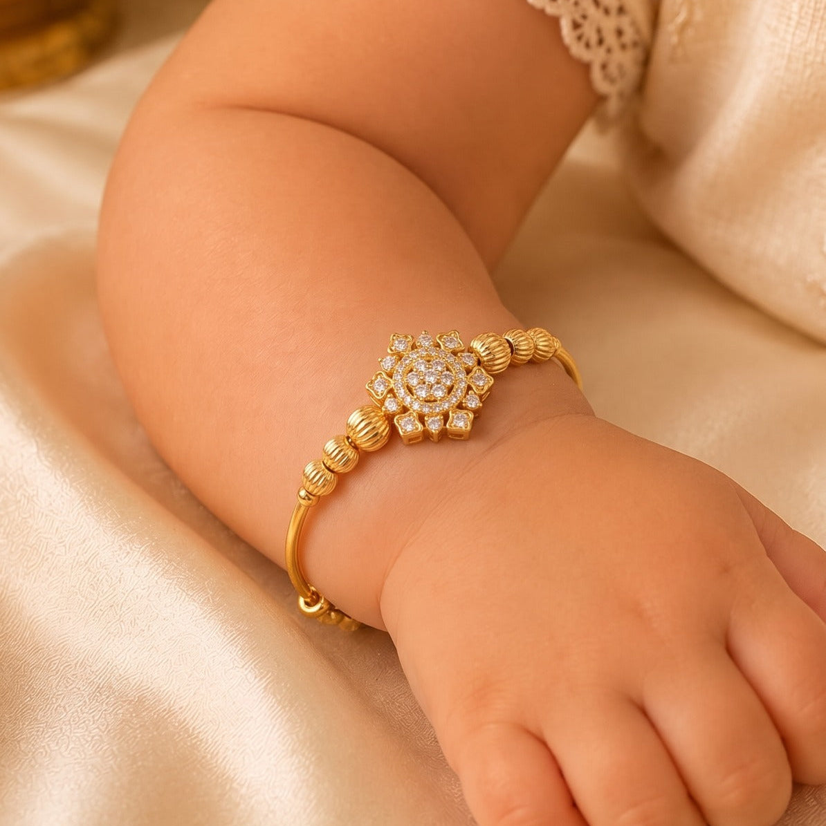 Luxury Design Gold Plated Crystal Stones Bracelet for Kids