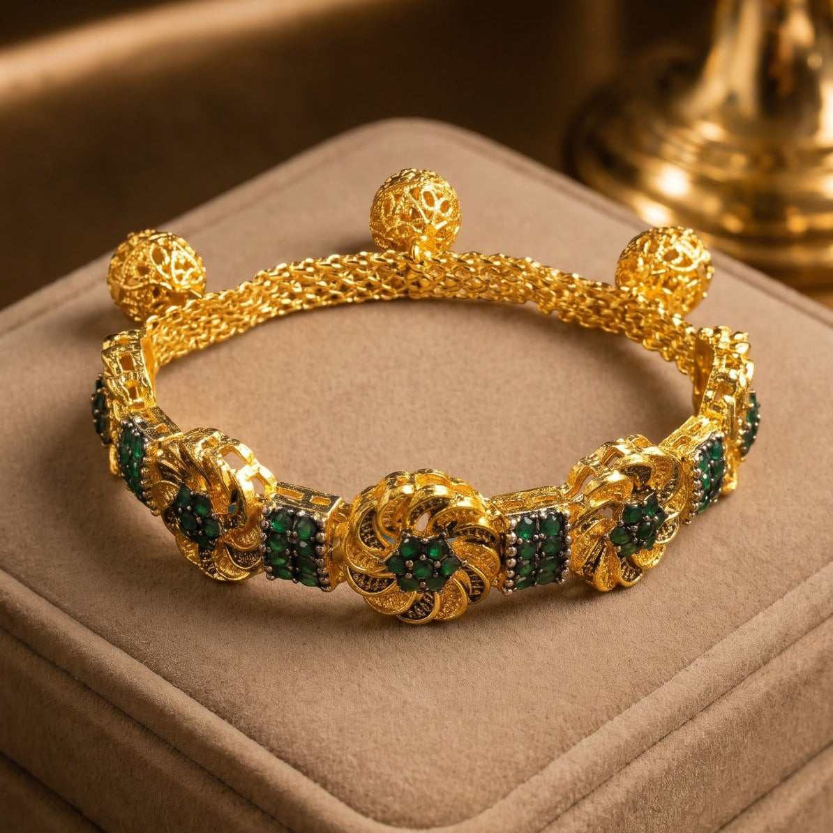 Luxury Design Gold Plated Crystal Stones Bracelet For Girls/Women
