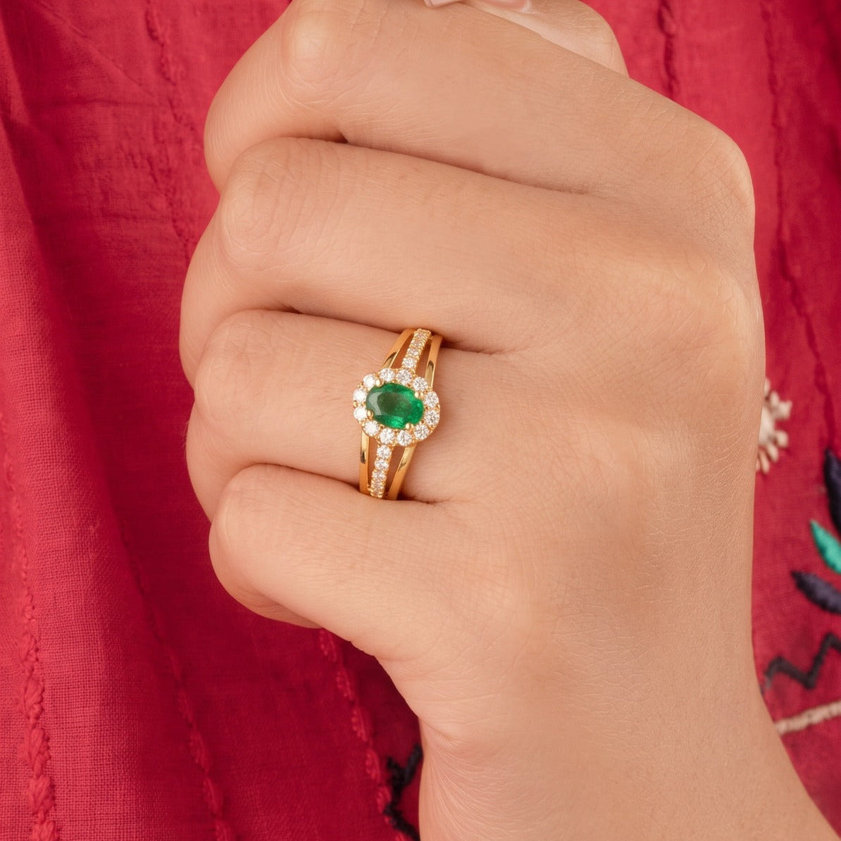 Fancy Design Gold Plated Crystal Stones Ring For Girls/women