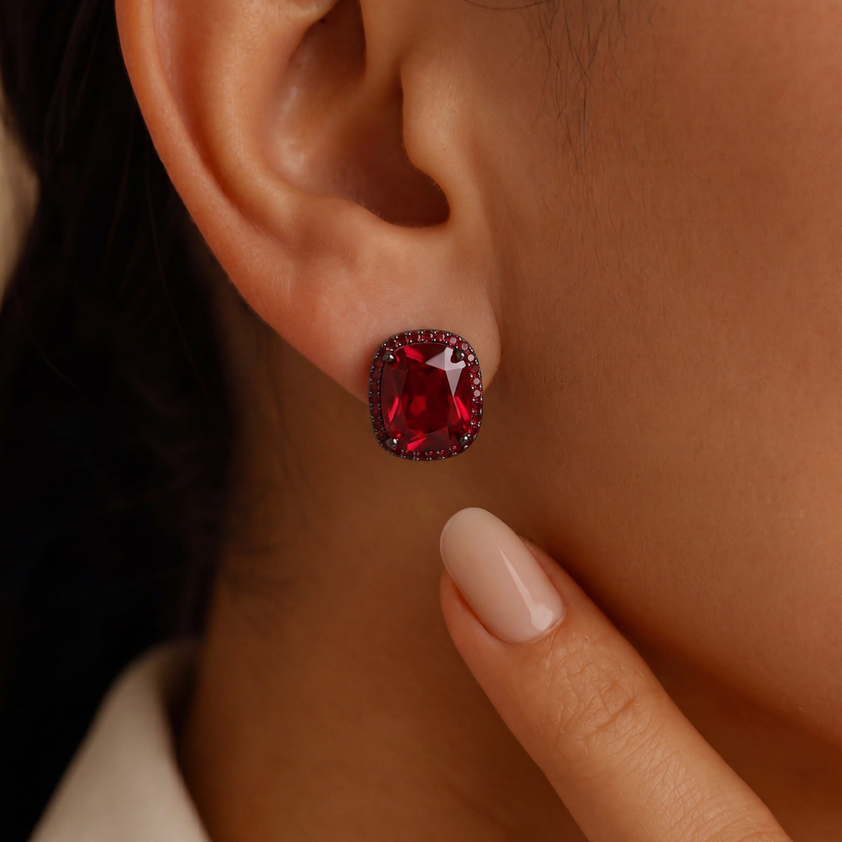 Elegant Design Silver Plated Crystal Stones Earrings For Girls/Women