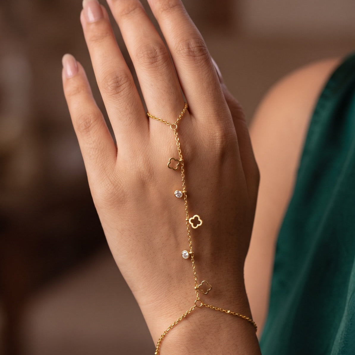 Elegant Design Gold Plated Crystal Stones Bracelet for Girls/Women