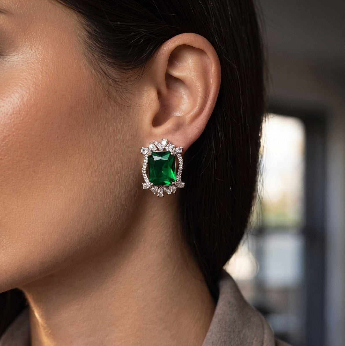 Elegant Design Silver Plated Crystal Stones Earrings For Girls/Women
