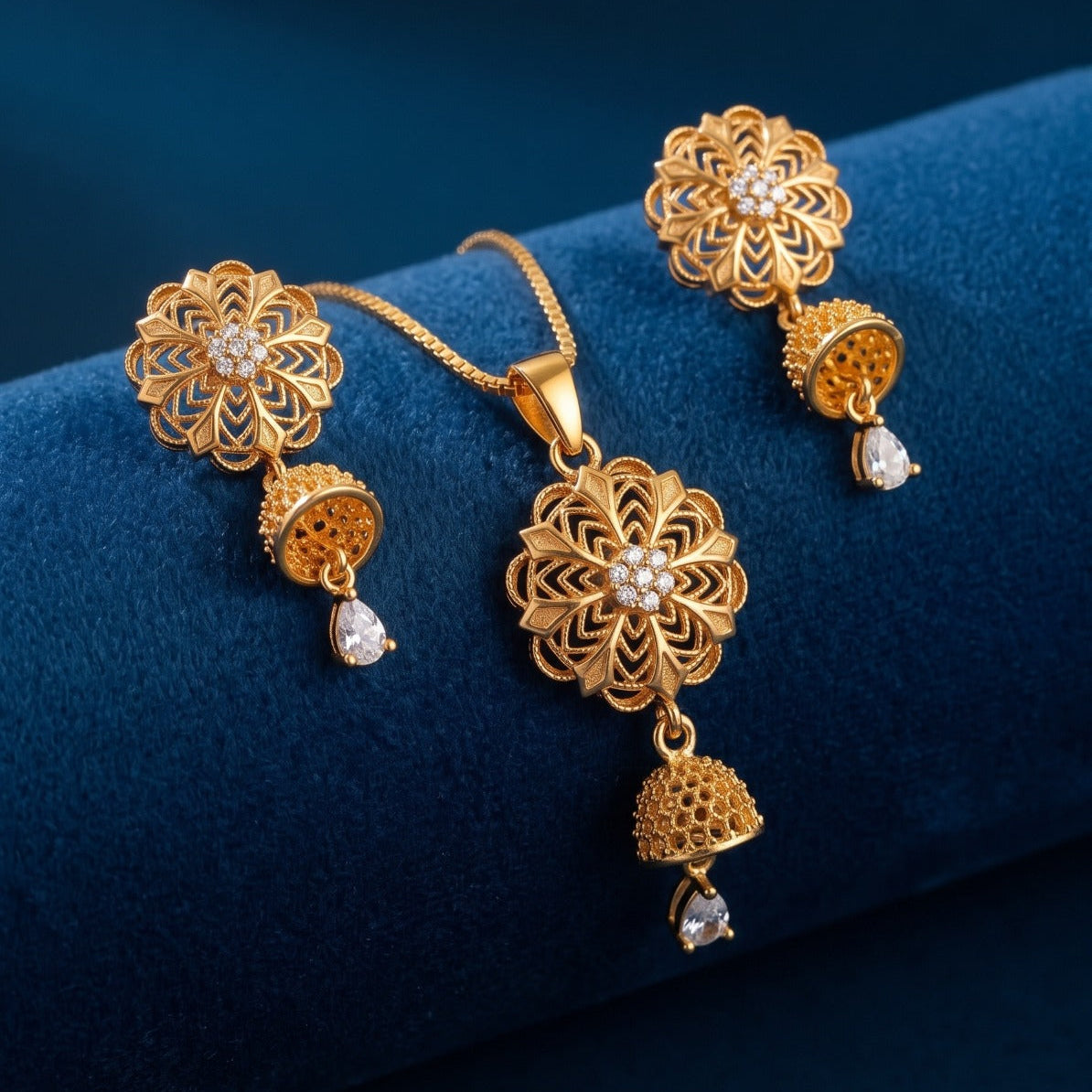 Sparkling Design Gold Plated Crystal Stones Necklace Set For Girls/women