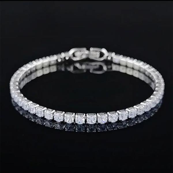 Luminous Fancy Gold Plated Crystal Stones Bracelet for Girls/Women