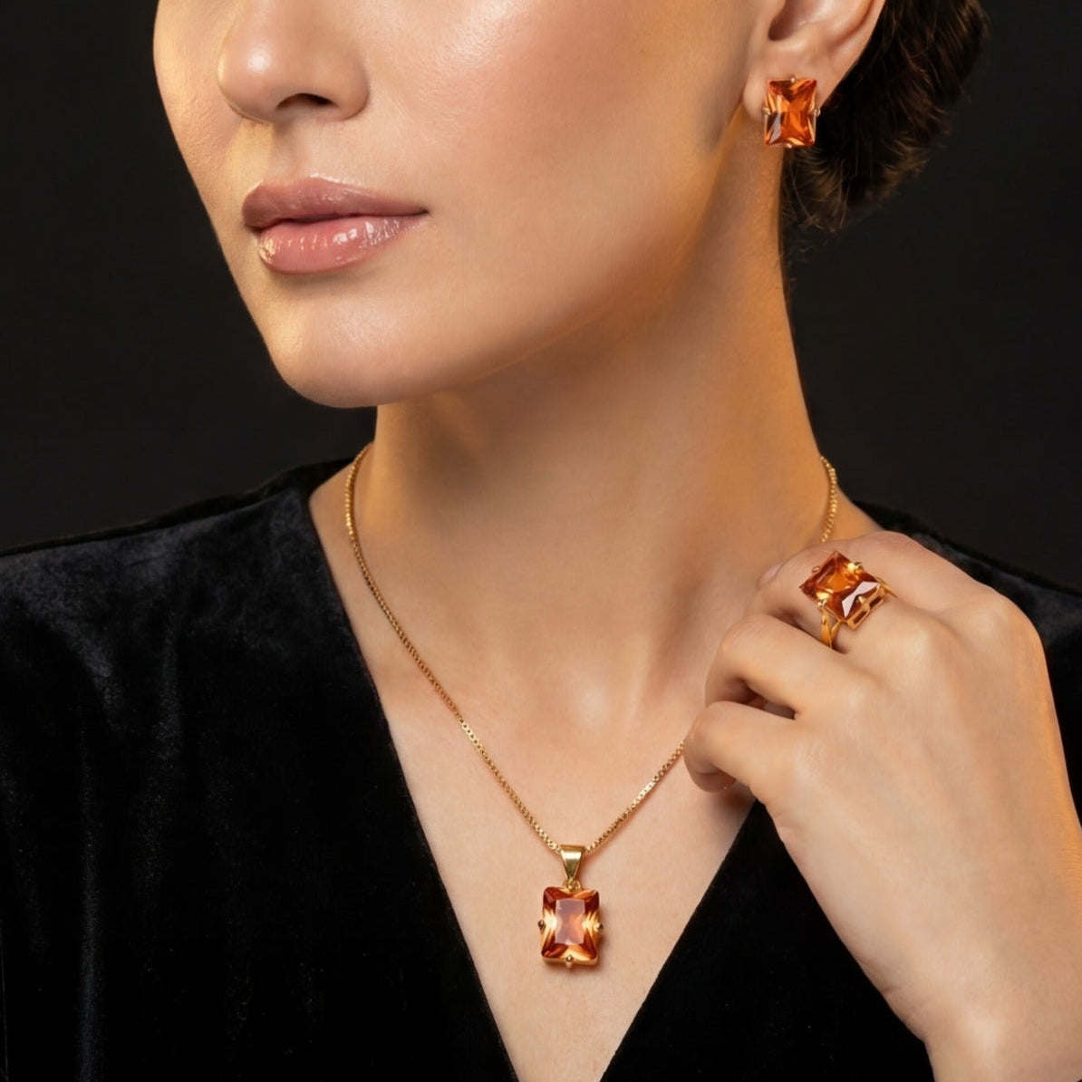 Luminous Design Gold Plated Crystal Stones Necklace Set for Girls/Women