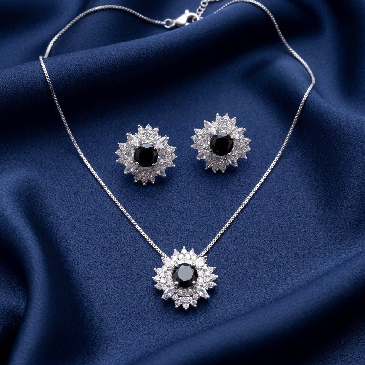 Luminous Design Silver Plated Crystal Stones Necklace Set for Girls/Women