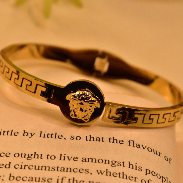 Luxury Unique Design Gold Plated Bracelet for Girls/Women