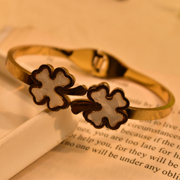 Luxury Unique Design Gold Plated Real Stones Bracelet for Girls/Women