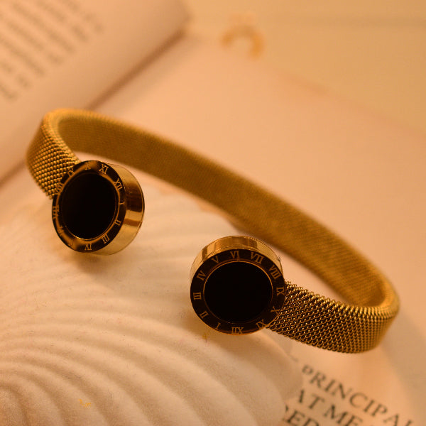 Elegant Unique Design Gold Plated Real Stones Bracelet for Girls/Women