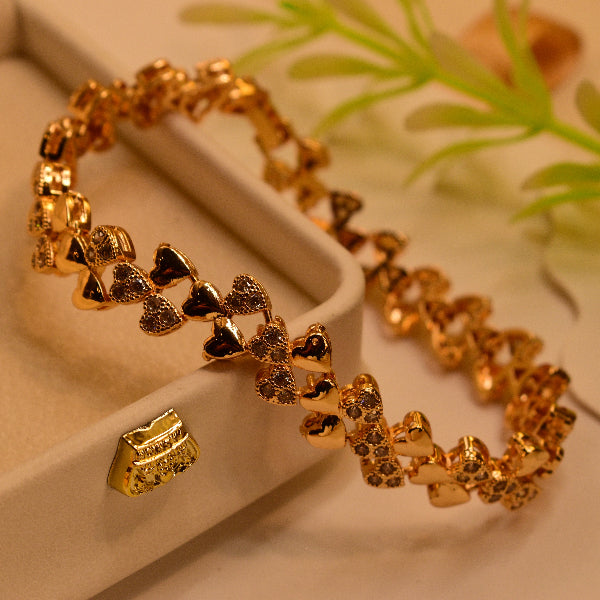 Beautiful Heart Design Gold Plated Crystal Stones Bracelet for Girls/Women
