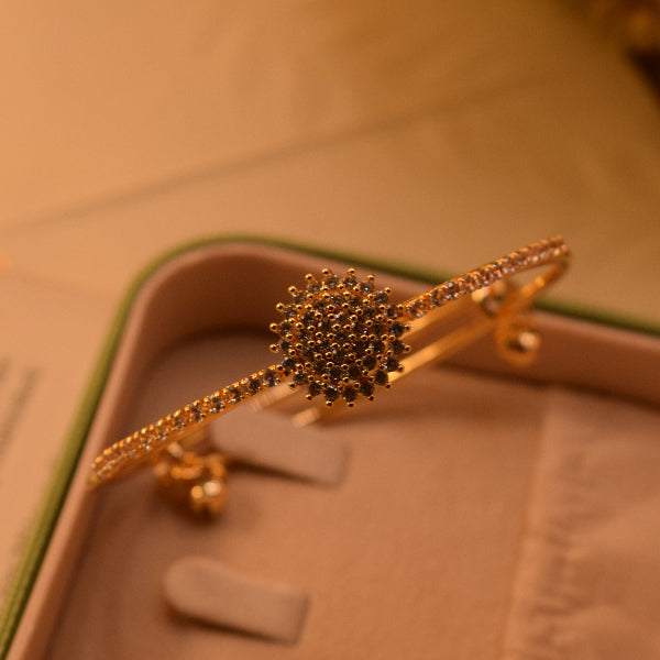 Dazzling Unique Design Crystal Stones Bracelet for Girls/Women