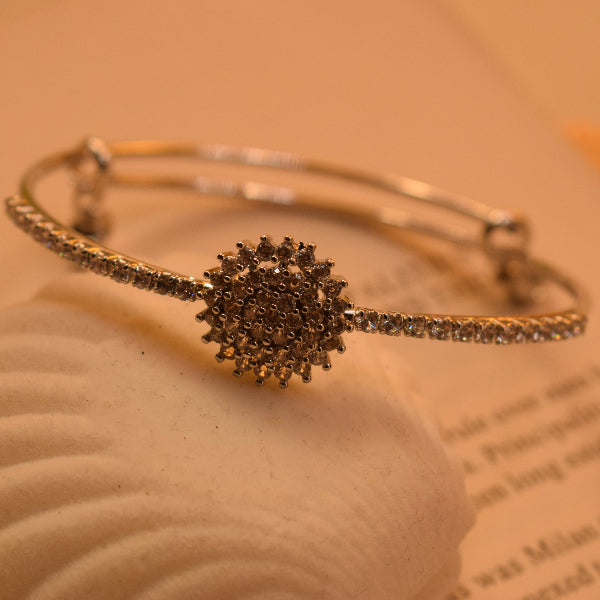 Dazzling Unique Design Crystal Stones Bracelet for Girls/Women