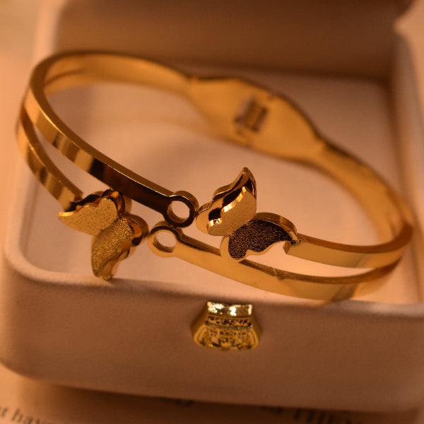 Fancy Unique Design Gold Plated Bracelet for Girls/Women