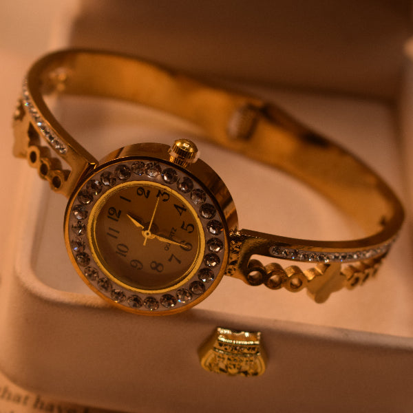 Stylish Design Gold Plated Crystal Stones Bracelet for Girls/Women