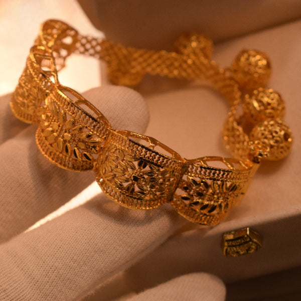 Fancy Unique Design 24K Gold Plated Bracelet for Girls/Women