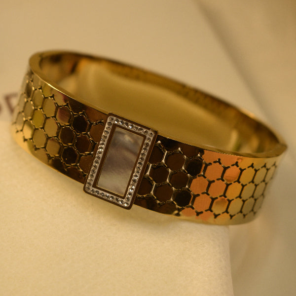 Luminous Unique Design Gold Plated Crystal Stones Bracelet for Girls/Women